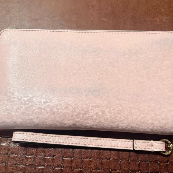 Tory Burch Continental Wallet In Pale Pink Color - Picture 12 of 16